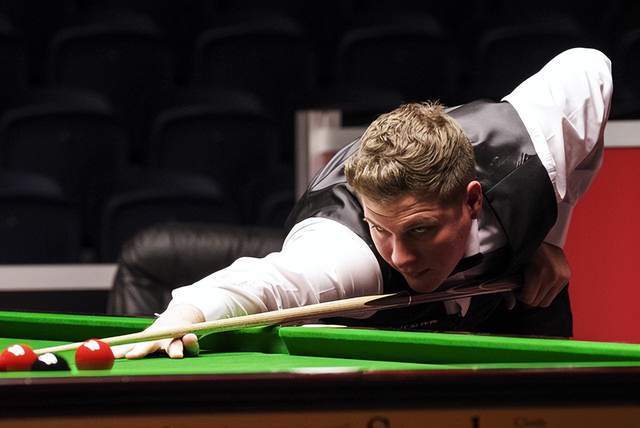 对比赛的深 对比赛的深