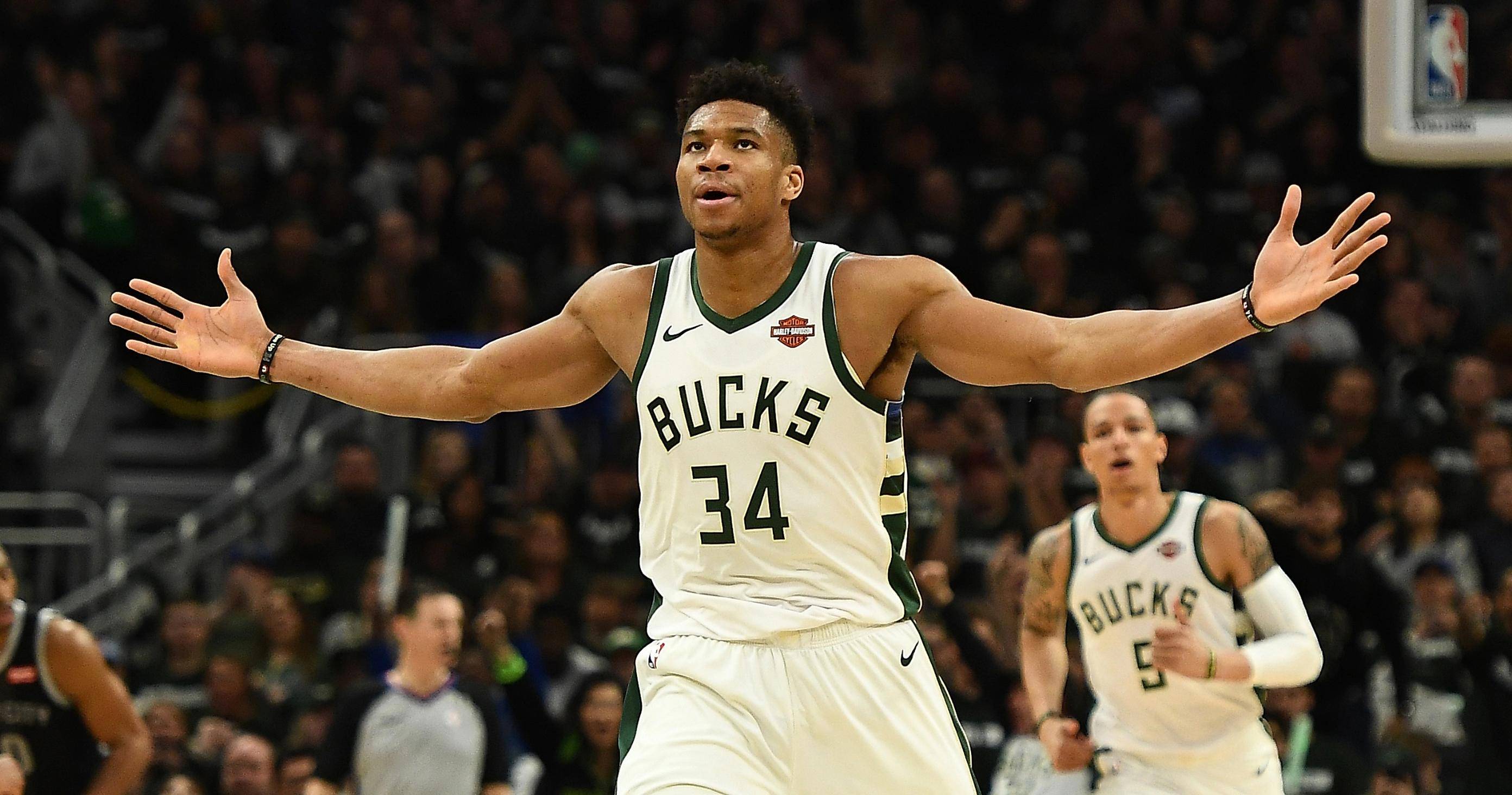 边锋内收牵 边锋内收牵