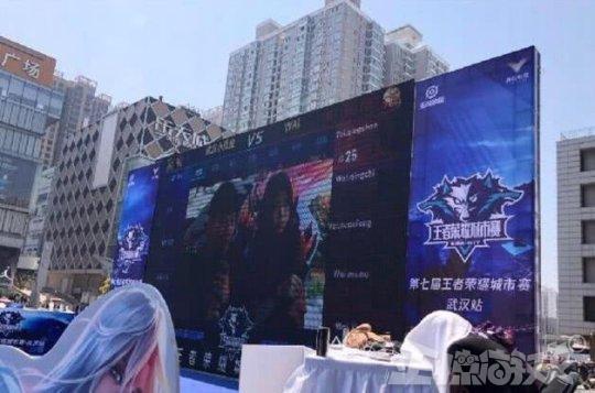 聚会频率高